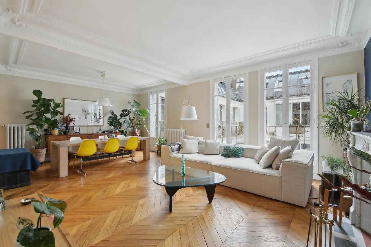 Apartment Appartement Familial 7 Personnes -Entre Opera Et Montmartre By Weekome Paris